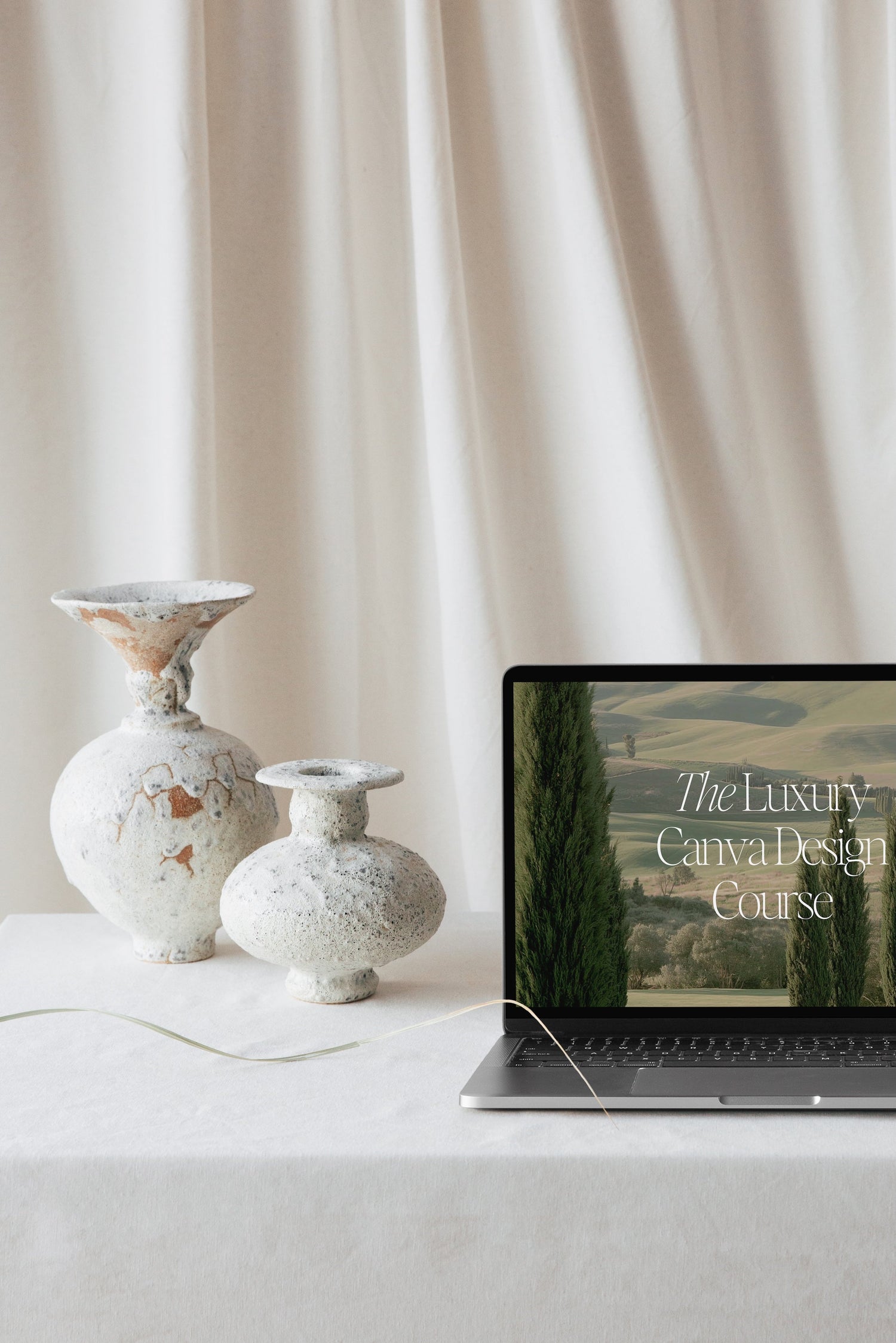 Online courses and business workshops for interior designers focused on branding, marketing, and client acquisition.